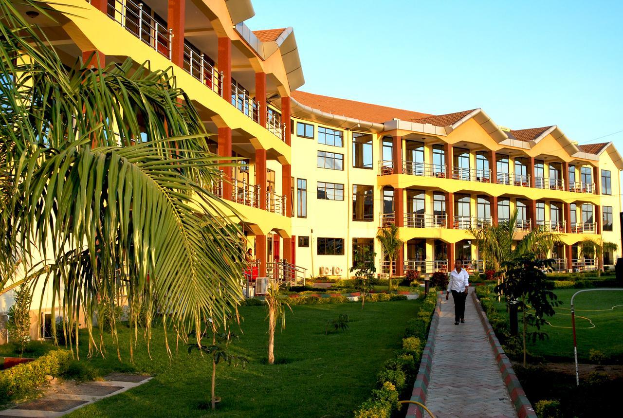 Morena Hotel Dodoma Exterior photo